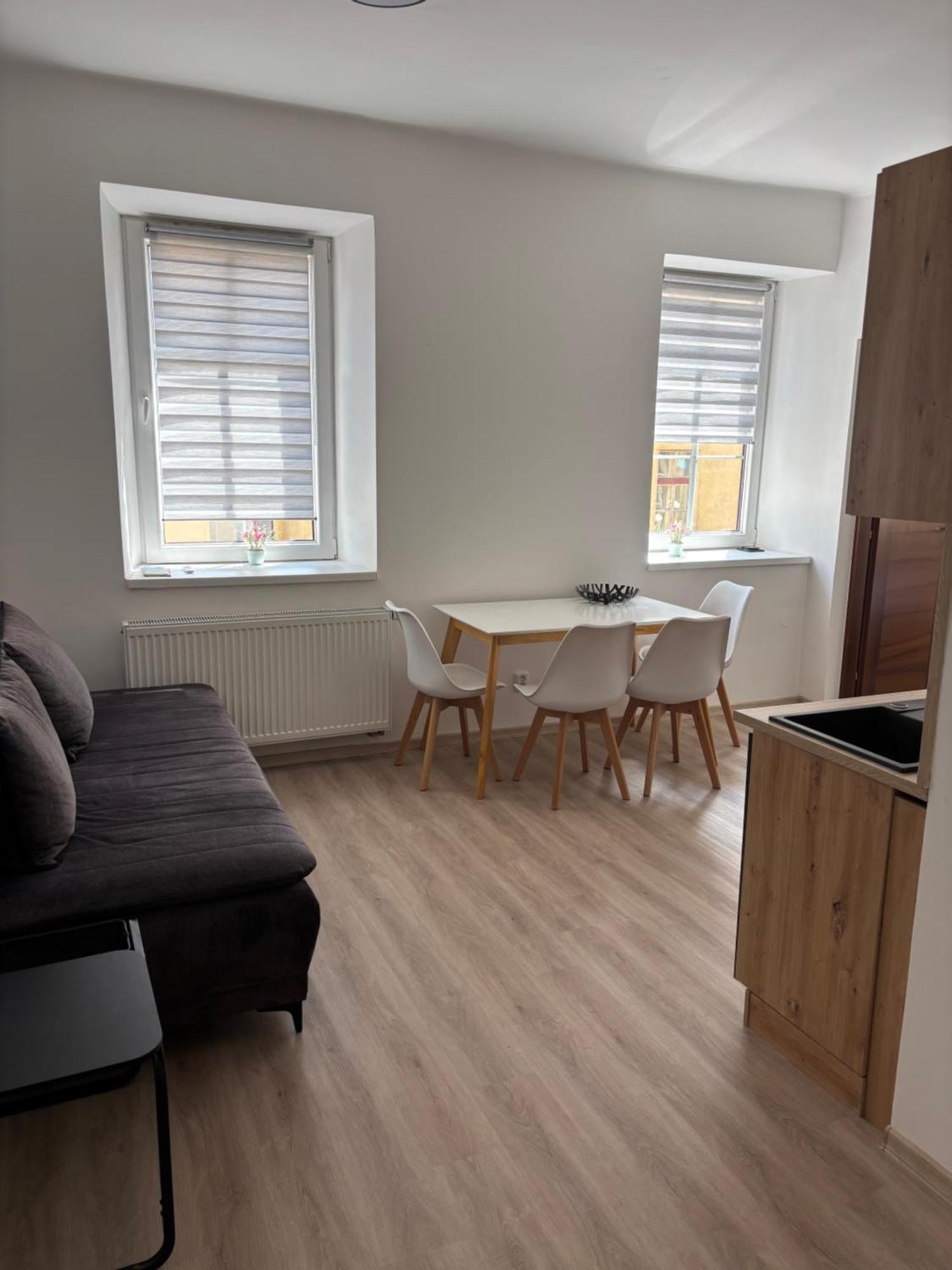 Apartman Orli Hnizdo ลิเบอเรซ ภายนอก รูปภาพ